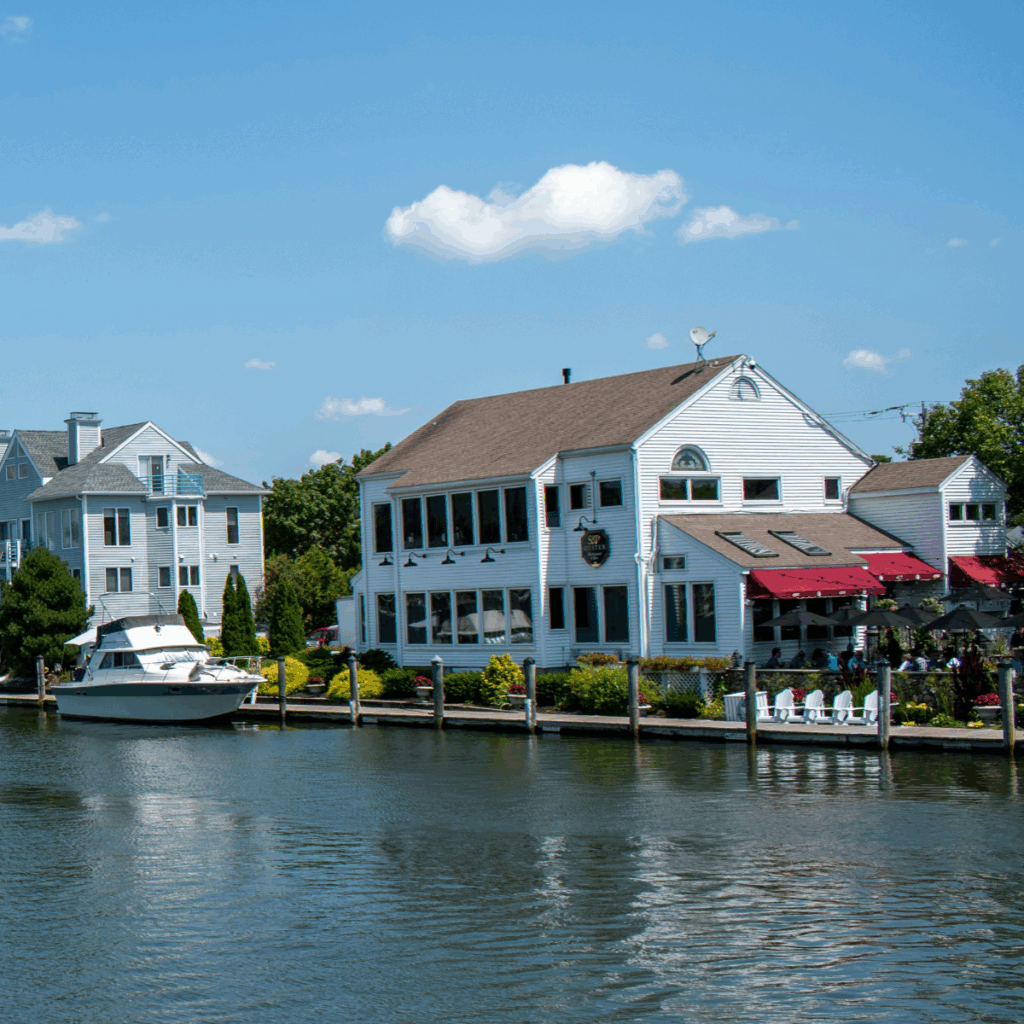 S&P Oyster - Things to do in Mystic CT